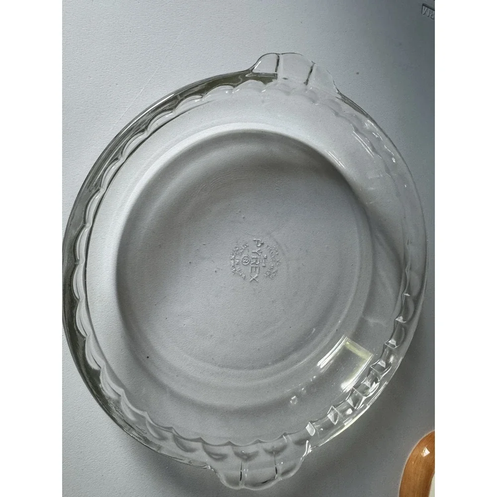 Vintage Pyrex 229 Pie Plate 9.5 Inch 24cm Clear Glass Fluted Baking Dish USA MCM